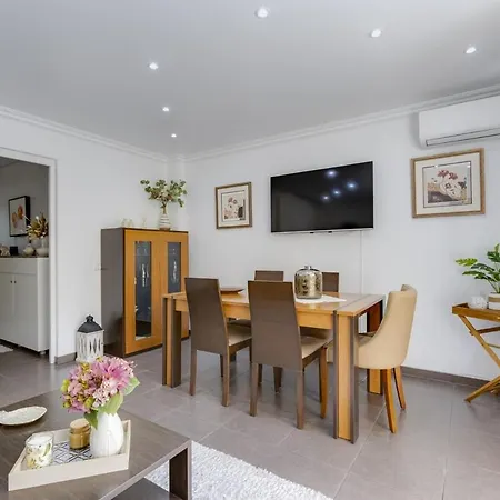 Girassol - Renovated For 4 Close To The Quarteira