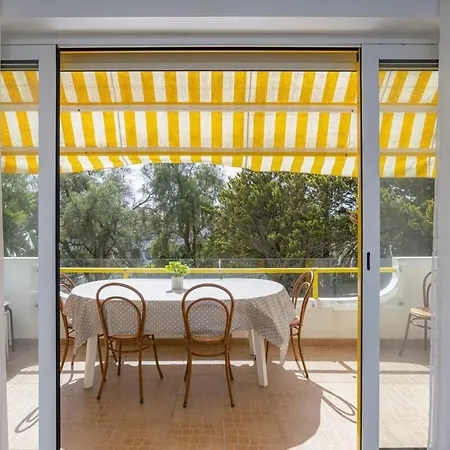 Girassol - Renovated For 4 Close To The Quarteira